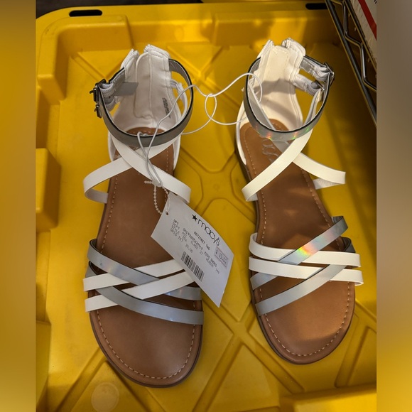 Sugar Big Girls Gladiator Sandals Kids  size 5 - Picture 1 of 5